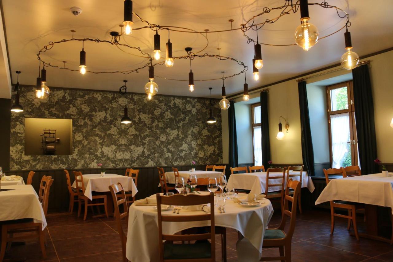 Hotel Sonne Sissach Ngoại thất bức ảnh