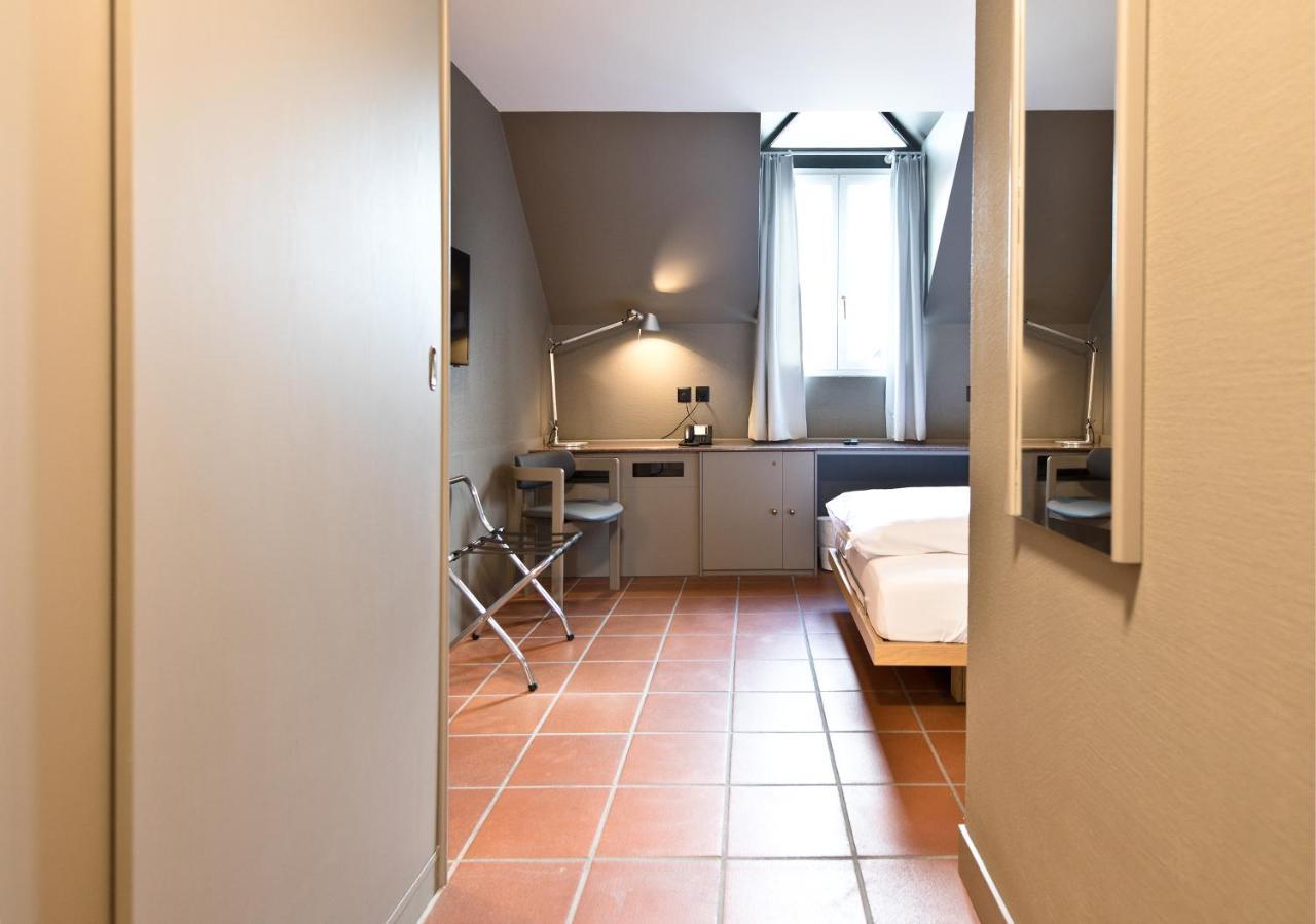 Hotel Sonne Sissach Ngoại thất bức ảnh