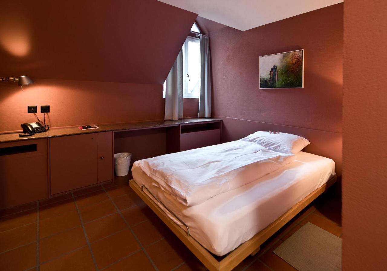 Hotel Sonne Sissach Ngoại thất bức ảnh